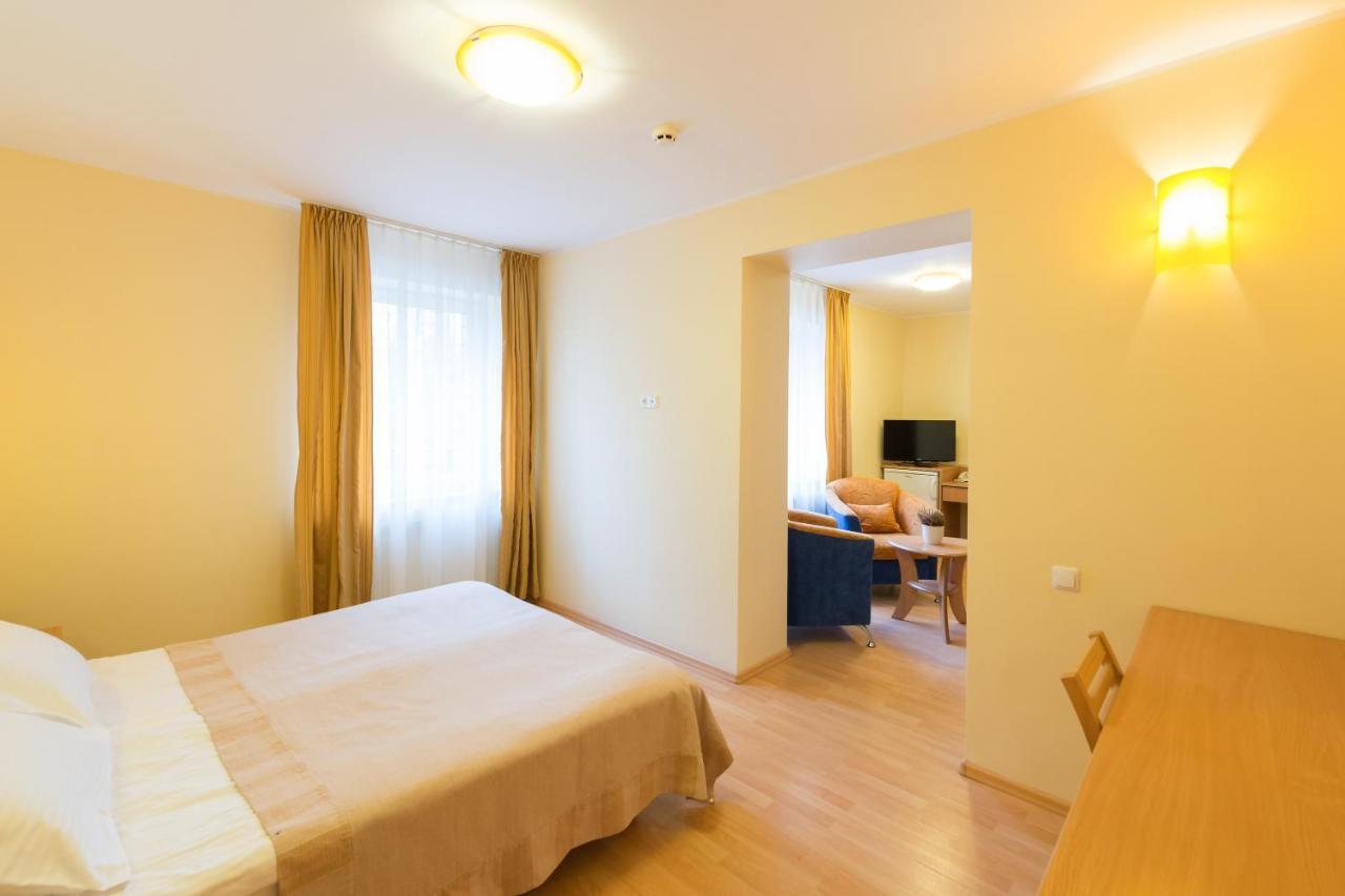 Hotel Vita Self Check In Druskininkai Exteriör bild