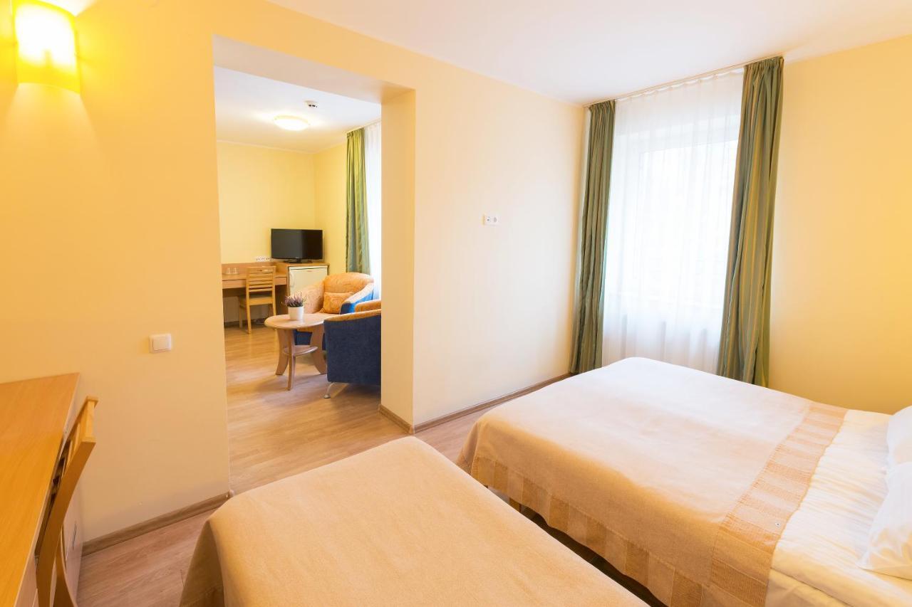 Hotel Vita Self Check In Druskininkai Exteriör bild